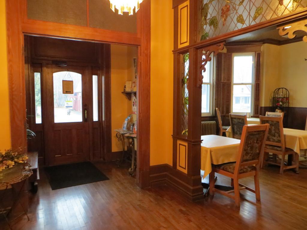 Inn Auberge Montebello Montebello
